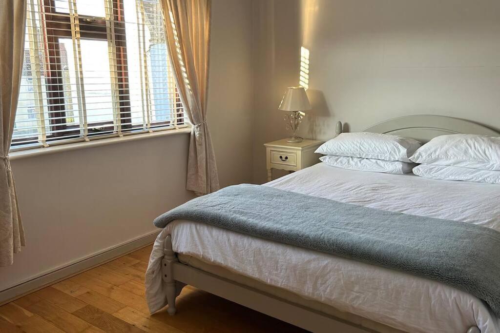 Cosy 2 Bed, Home From Home Haddenham  Eksteriør bilde