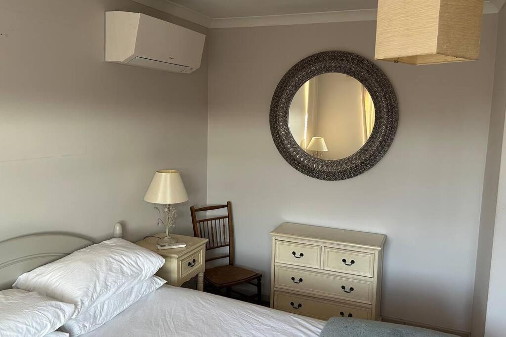 Cosy 2 Bed, Home From Home Haddenham  Eksteriør bilde
